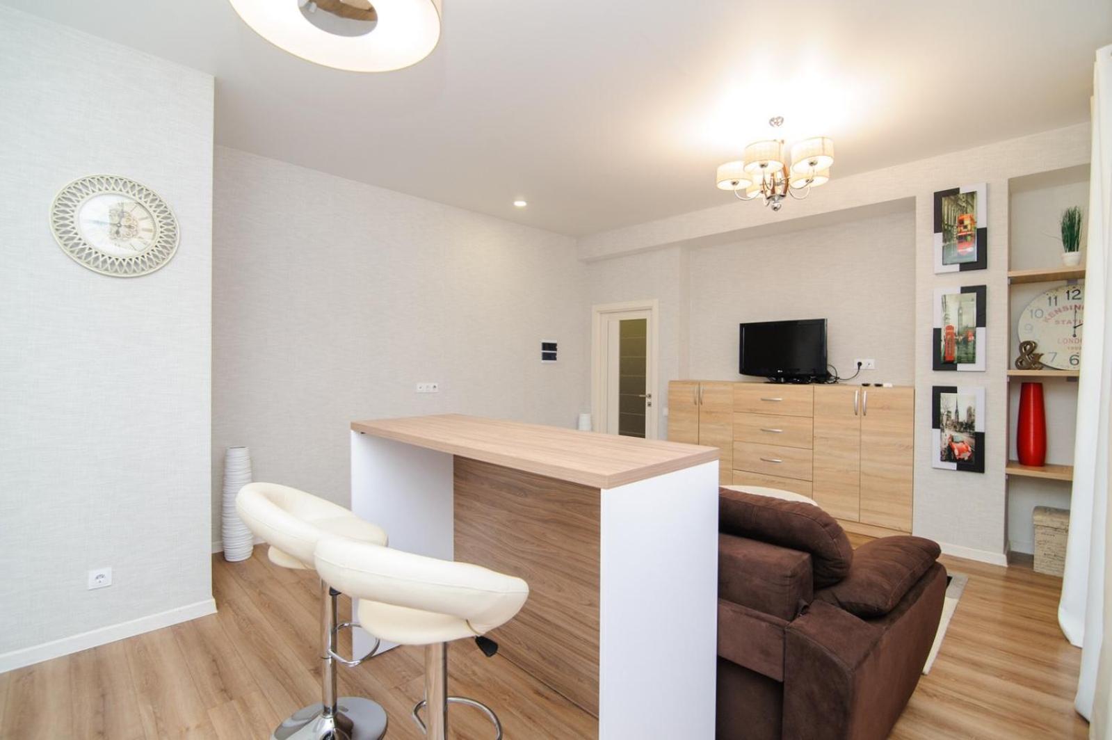 Extra Grand Lev Tolstoi Two Bedrooms Кишинів Екстер'єр фото