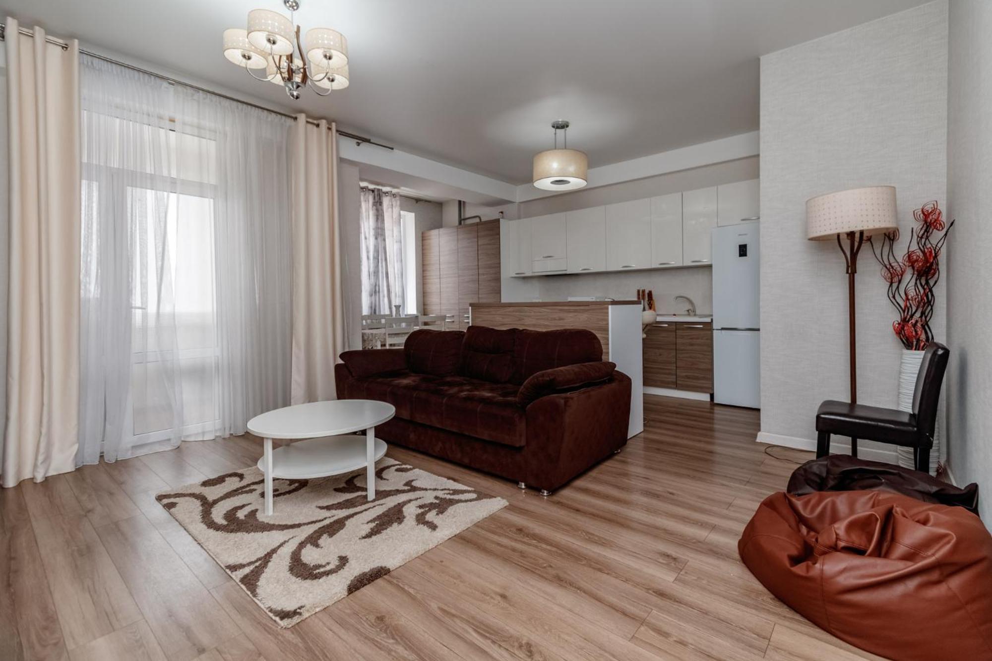Extra Grand Lev Tolstoi Two Bedrooms Кишинів Екстер'єр фото